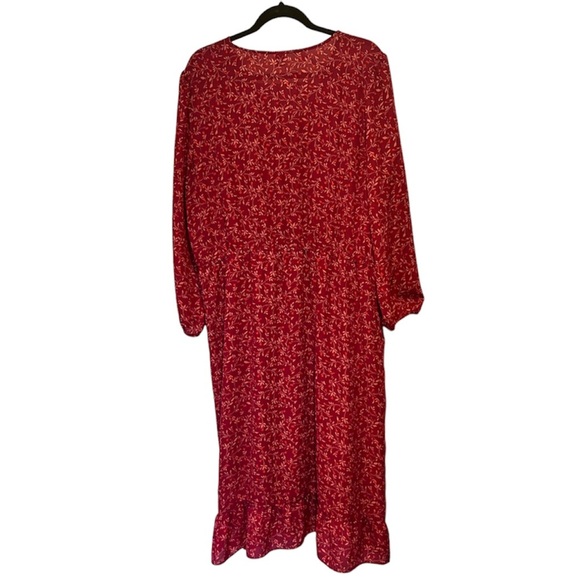 Old Navy Floral Wrap Dress - Picture 4 of 7